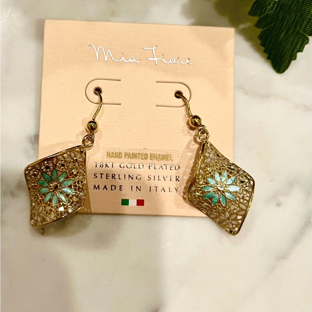 Mia Fiore 18k Plated Sterling Silver earrings - Picture 3 of 5